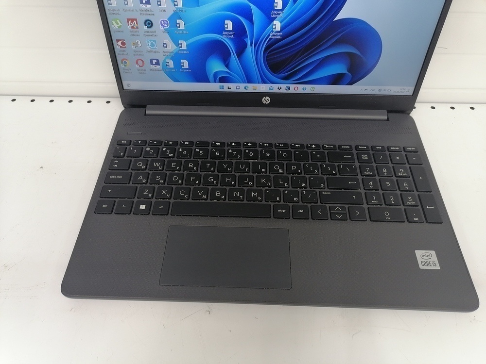 Ноутбук HP hp Laptop 15s-fq1120ur; Core i5-1035G1, Intel UHD Graphics G1, 6 Гб, 256 Гб, Нет