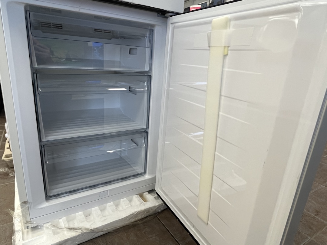 Холодильник Gorenje NRK 6202AC4