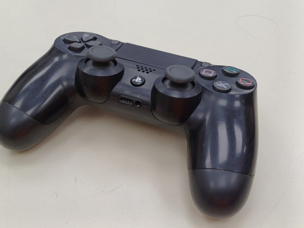 Геймпад беспроводной PlayStation Dualshock 4