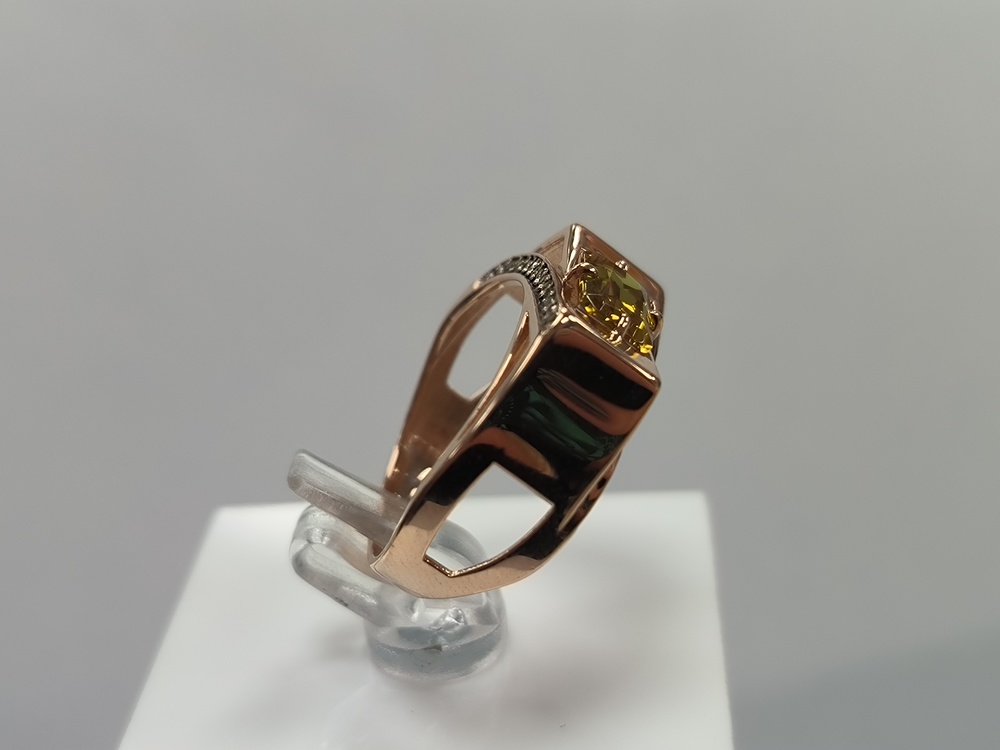 КОЛКМИ585 КОЛЬЦО С КАМНЯМИ (Au 585)