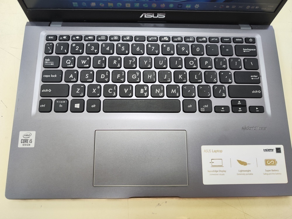 Ноутбук ASUS; Core i5-1035G1, Radeon Graphics, 4 Гб, 240 Гб, Нет