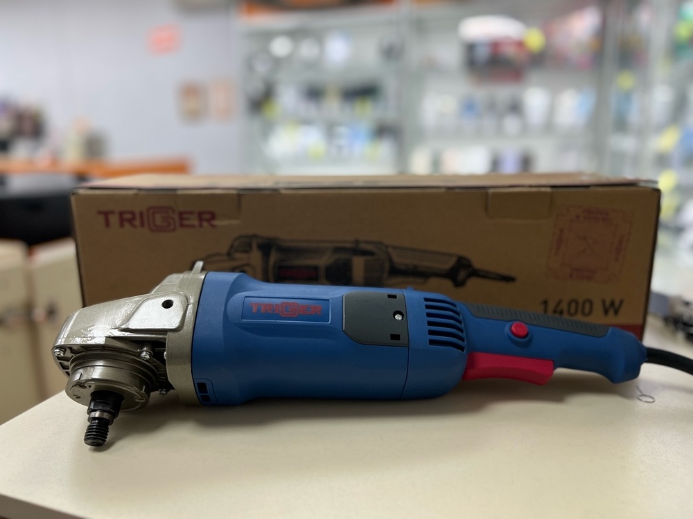 Угловая шлифмашина Triger 20033