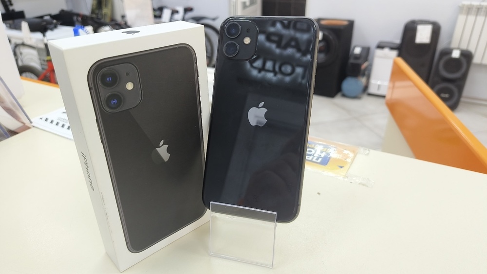 Смартфон Apple iPhone 11 128Gb