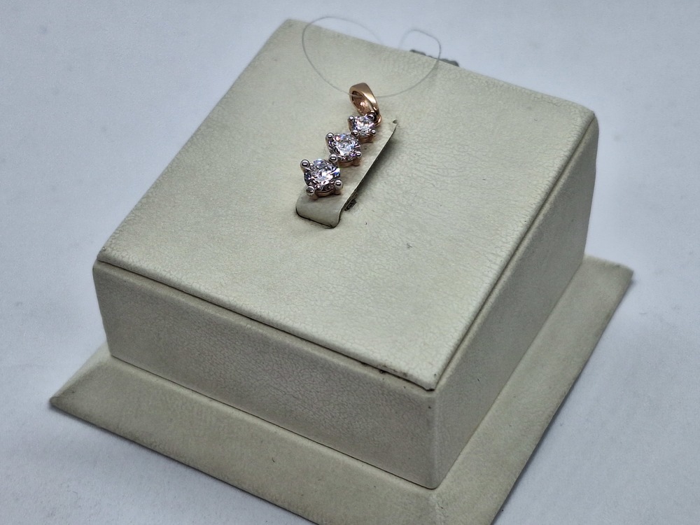 01-315953 ПОДВЕСКА С КАМНЯМИ (Au 585)