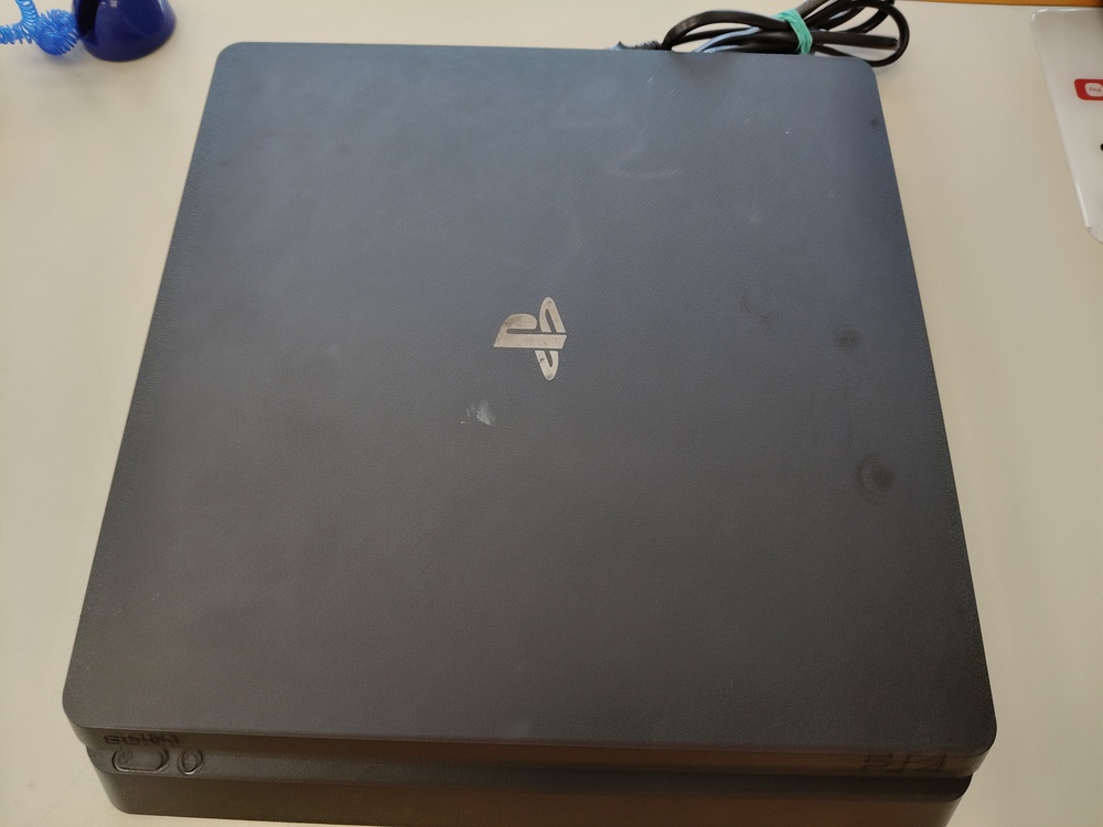 Игровая приставка PlayStation 4 Slim 500GB