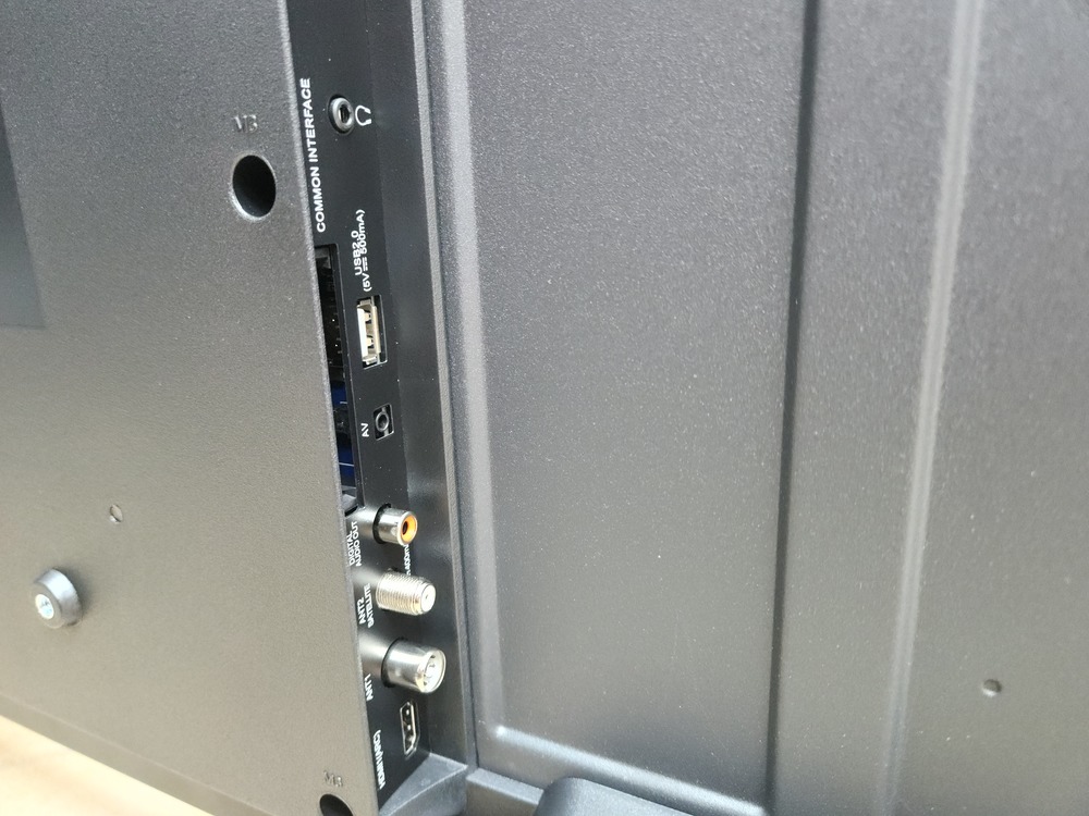 LED Телевизор Starwind SW-LED43UG405