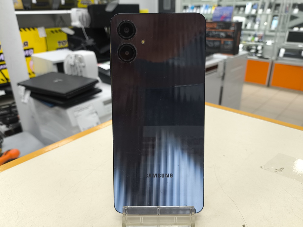 Смартфон Samsung Galaxy A06 4/64