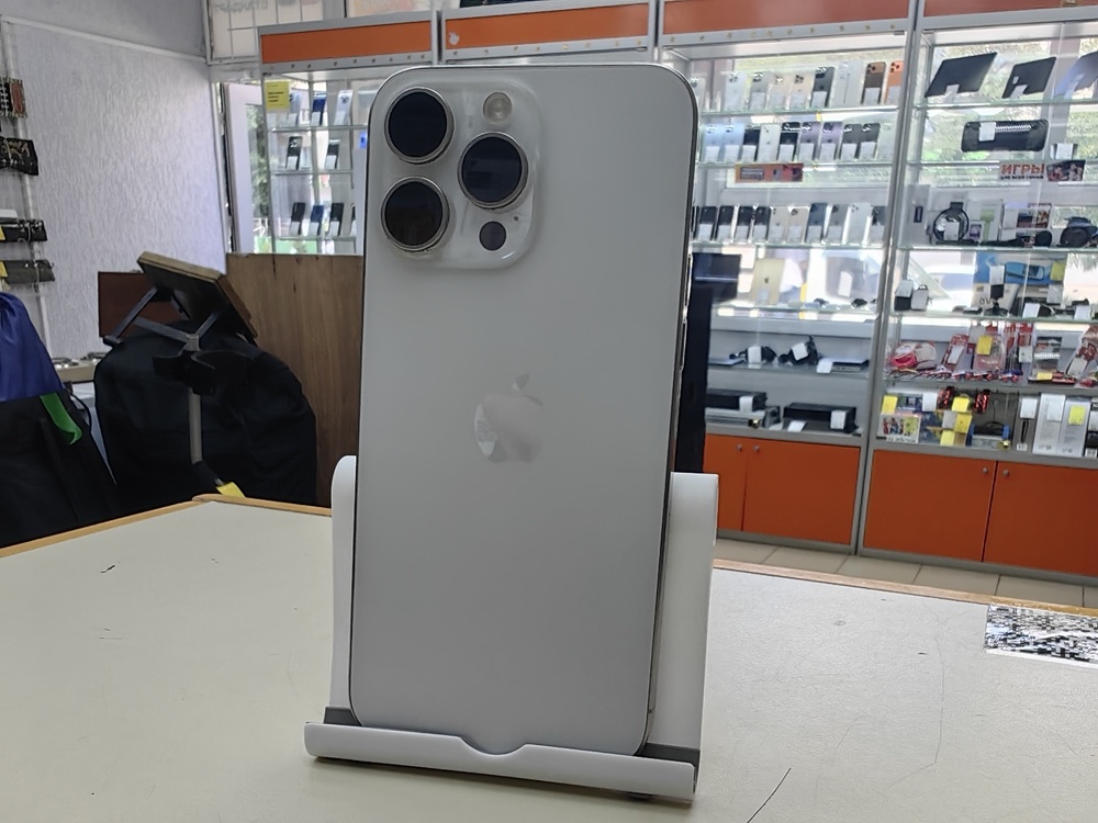 Смартфон Apple iPhone 15 Pro Max 256Gb