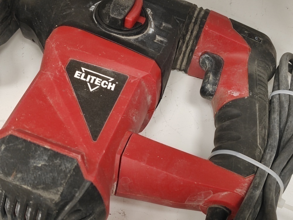 Перфоратор Elitech 4-32ЭМ