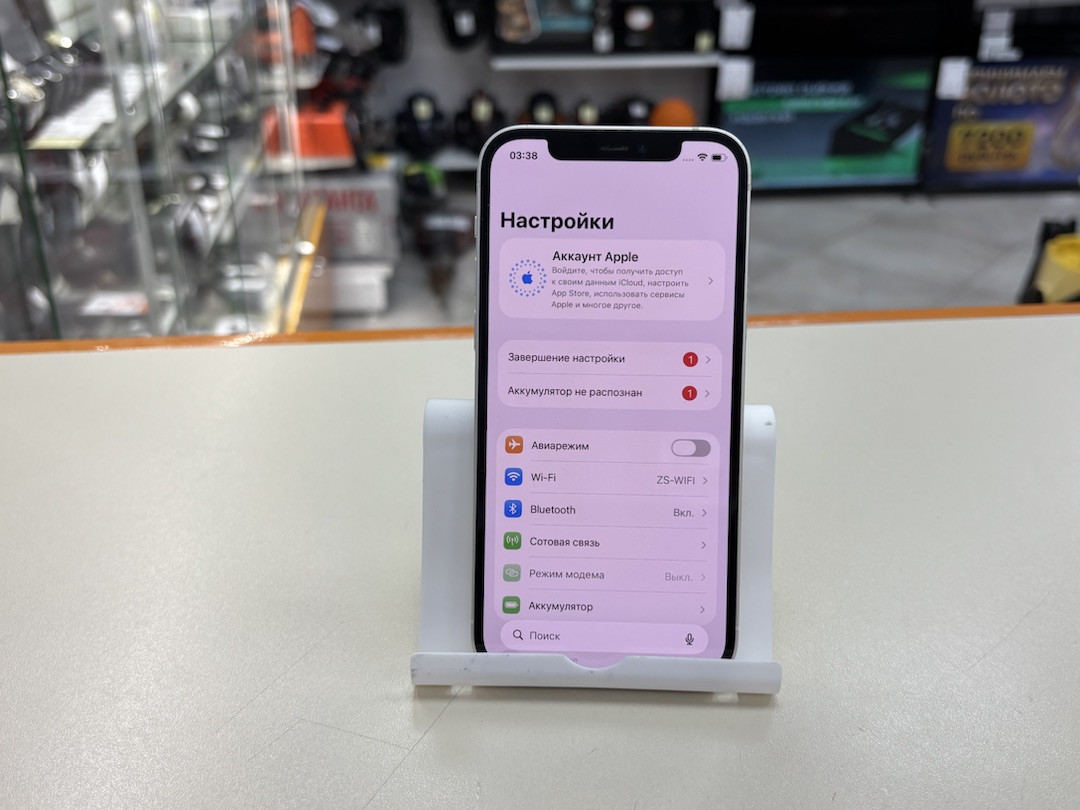 Смартфон Apple iPhone 12 64Gb