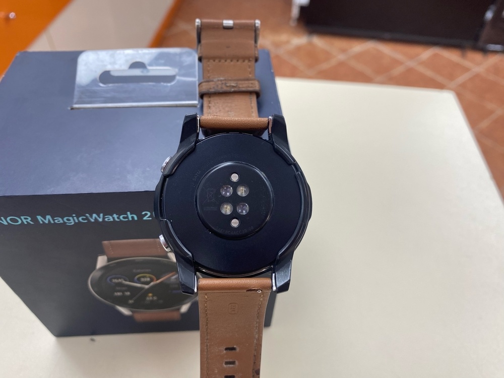 Смарт-часы Honor Magic Watch 2