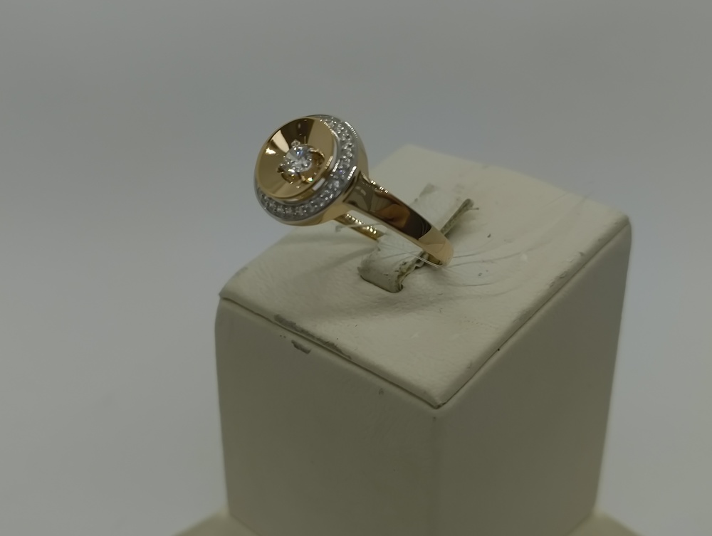 КОЛЬЦО С КАМНЯМИ (Au 585)