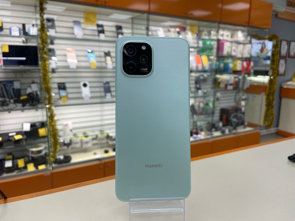 Смартфон Huawei Nova Y61 4/64
