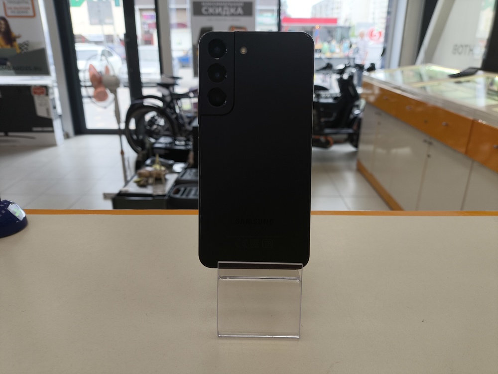 Смартфон Samsung Galaxy S22 8/128