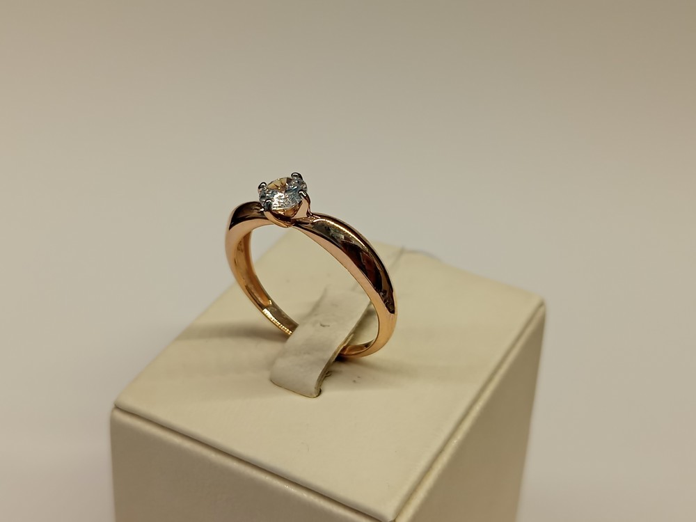 009821-1102 КОЛЬЦО С КАМНЕМ (Au 585)