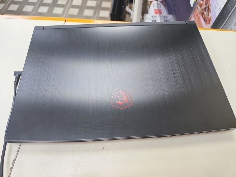 Ноутбук MSI .; Core i5-11260H, GeForce RTX 3050, 16 Гб, 512 GB, Нет