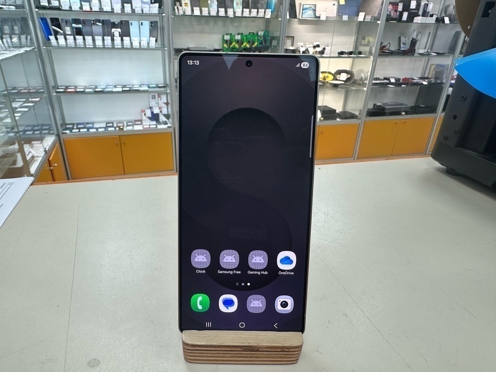 Смартфон Samsung Galaxy S25 Ultra 12/256