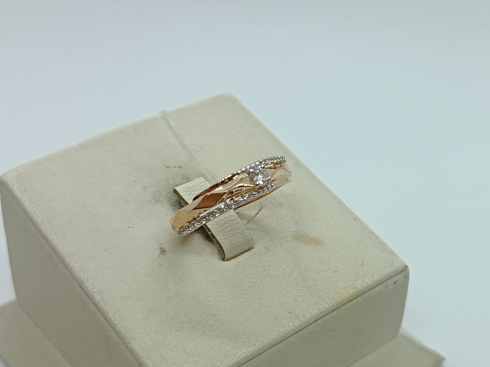 КОЛЬЦО С КАМНЯМИ (Au 585)