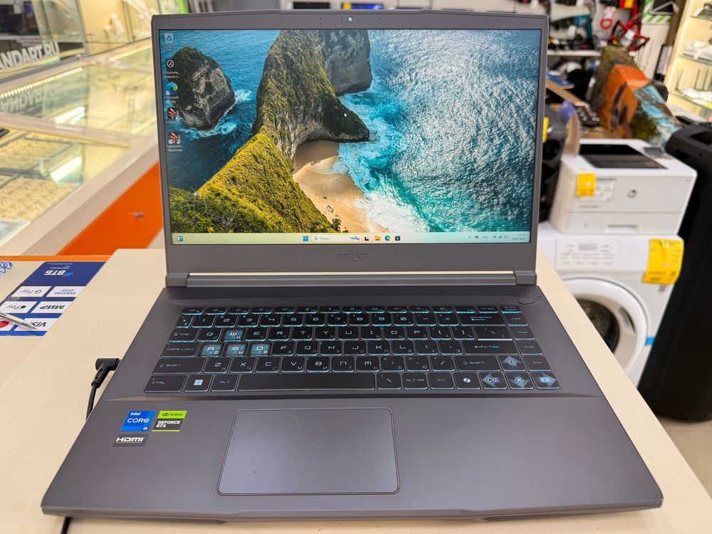Ноутбук MSI .; Core I5-12450H, GeForce RTX 2050, 8 Гб, 240 Гб, Нет