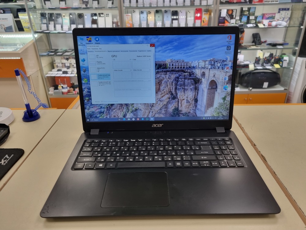 Ноутбук Acer; Ryzen 3 3200U, Radeon 540X Mobile, 8 Гб, 256 Гб, Нет