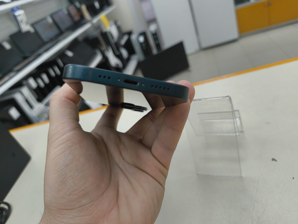 Смартфон Apple Iphone 14 128Gb