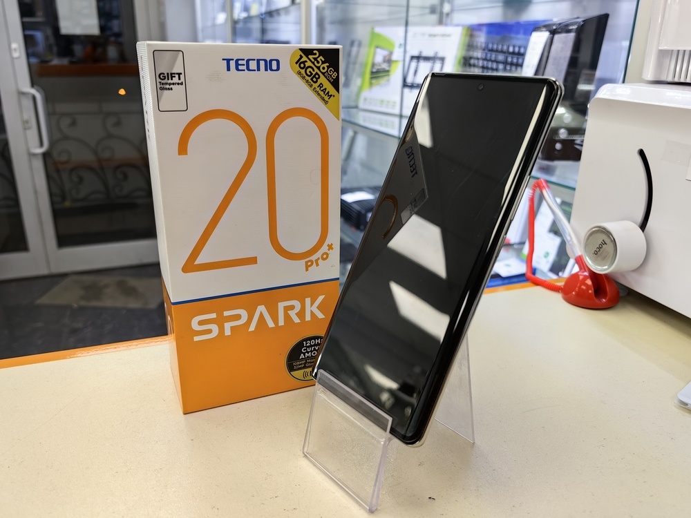 Смартфон Tecno Spark 20 Pro+ 8/256