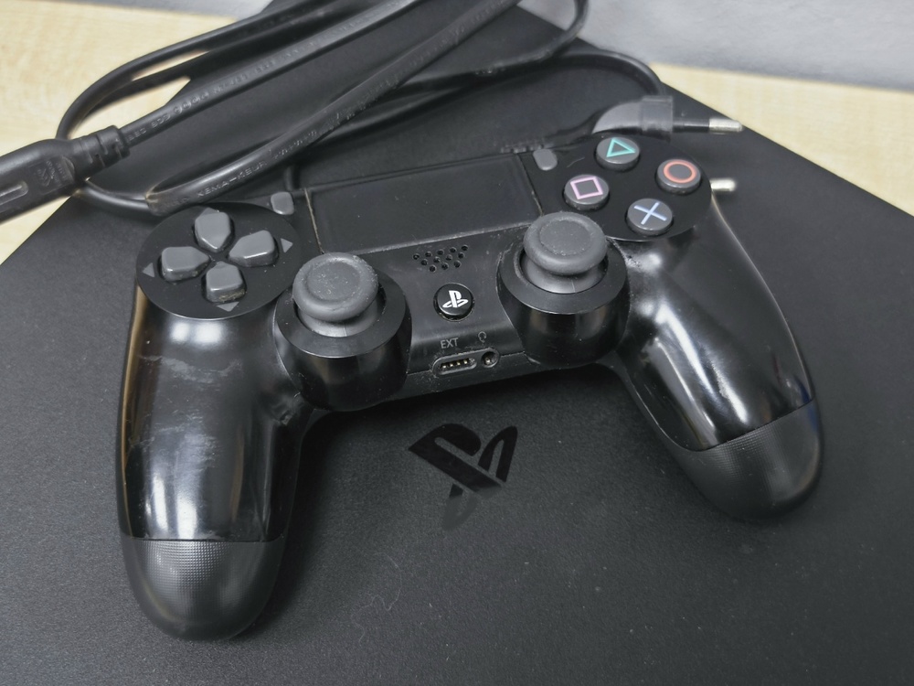 Игровая приставка PlayStation 4 Slim 1Tb
