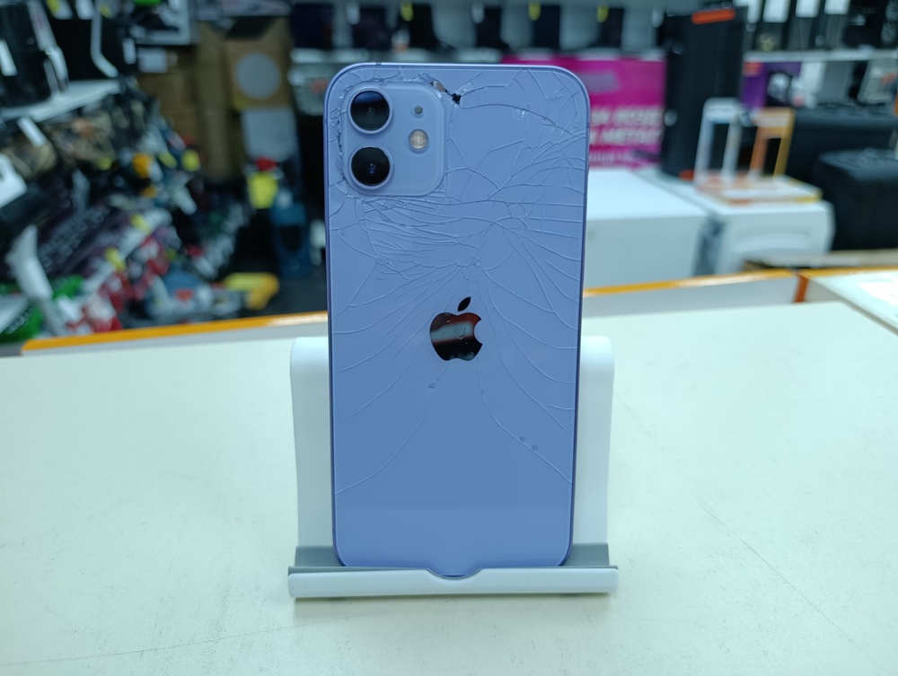 Смартфон Apple iPhone 12 128Gb