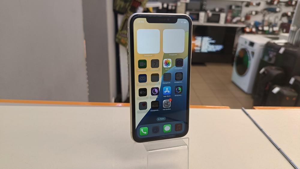 Смартфон Apple iPhone 11 64Gb