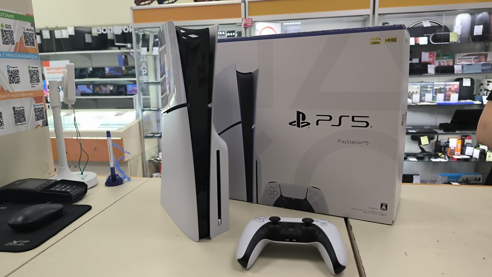 Игровая приставка PlayStation 5 Slim 1TB (С дисководом)