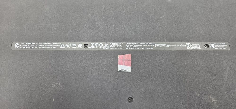 Ноутбук HP; Core i5-6200U, Radeon R5 M330, 4 Гб, 128 Гб, Нет