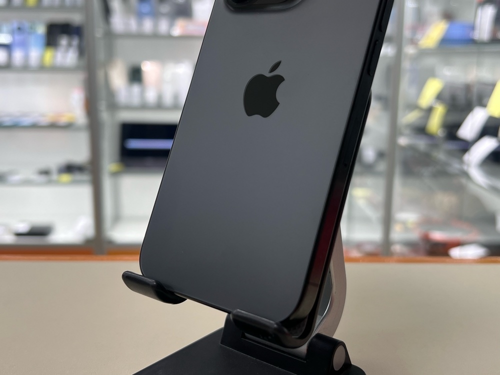 Смартфон Apple Iphone 15 Pro 128Gb