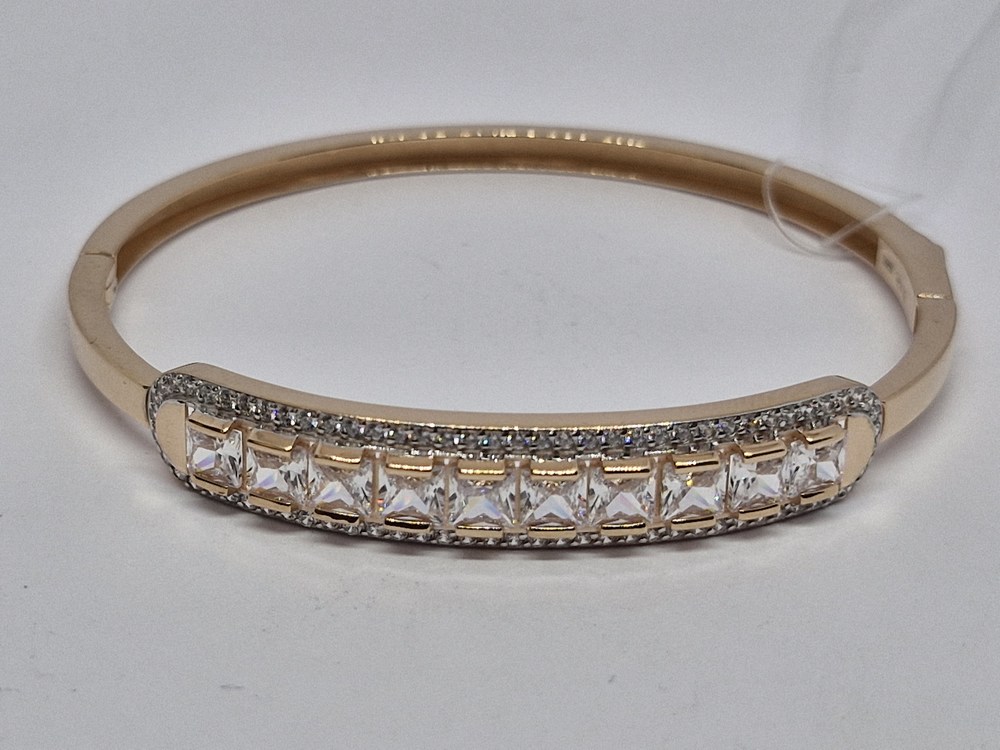 БРАСЛЕТ ЖЕСТКИЙ с камнями (Au 585)