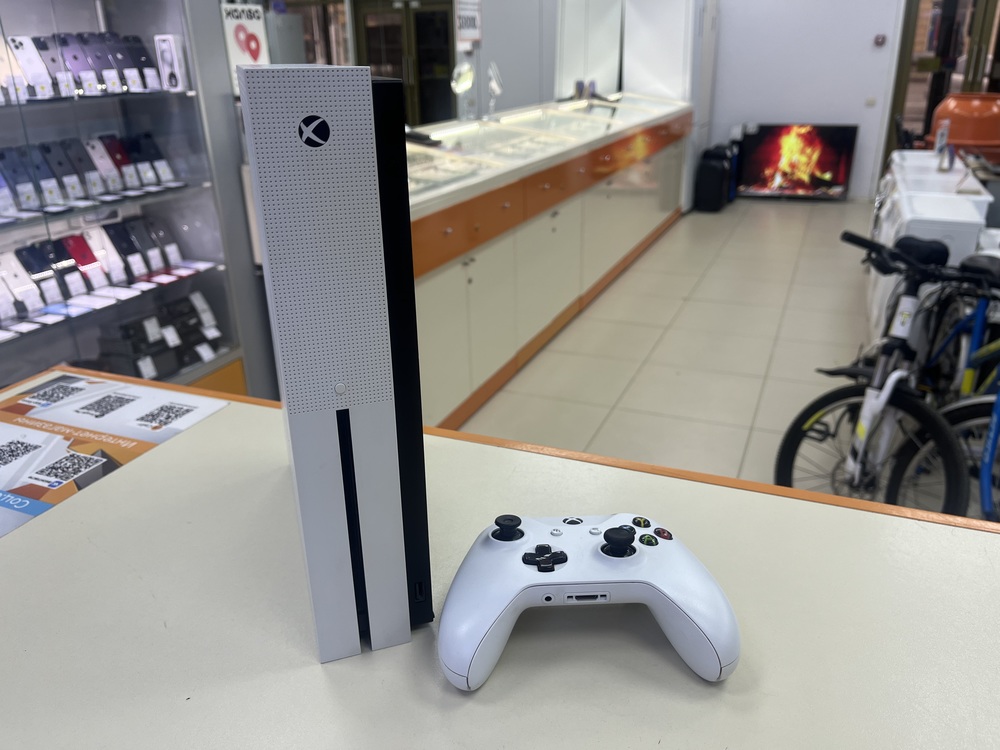 Игровая приставка Xbox One S 1TB