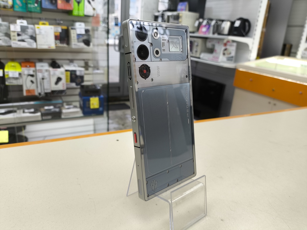 Смартфон ZTE Nubia Red Magic 10 Pro 16/512