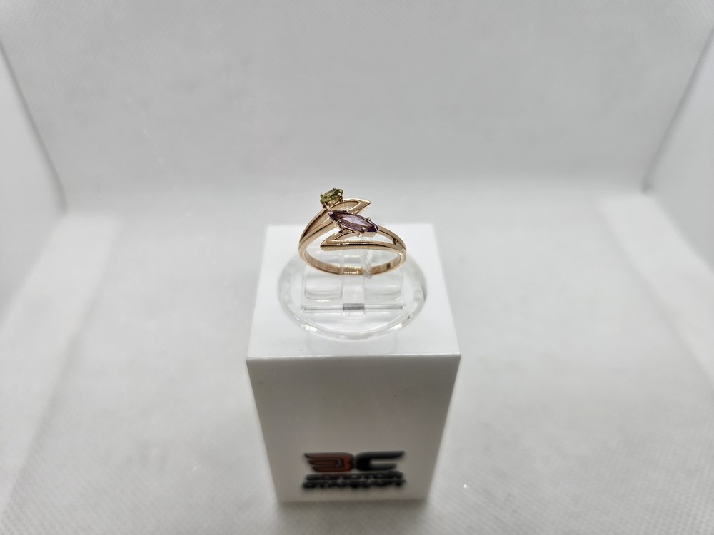 КОЛЬЦО С КАМНЯМИ (Au 585)