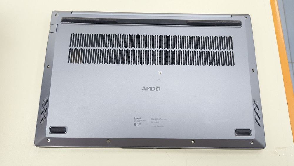 Ноутбук DIGMA; Ryzen 3 3200U, Radeon Vega 3, 8 Гб, 250 Гб, Нет