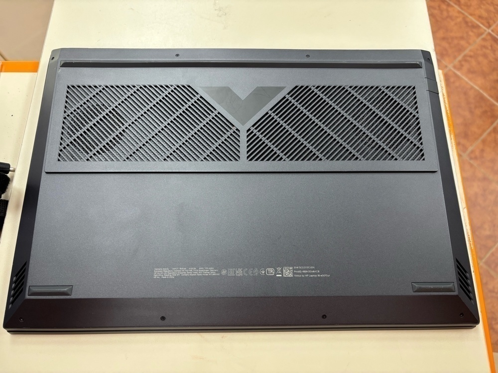 Ноутбук HP; Ryzen 5 5600H, GeForce RTX 3050 Ti, 16 Гб, 512 GB, Нет