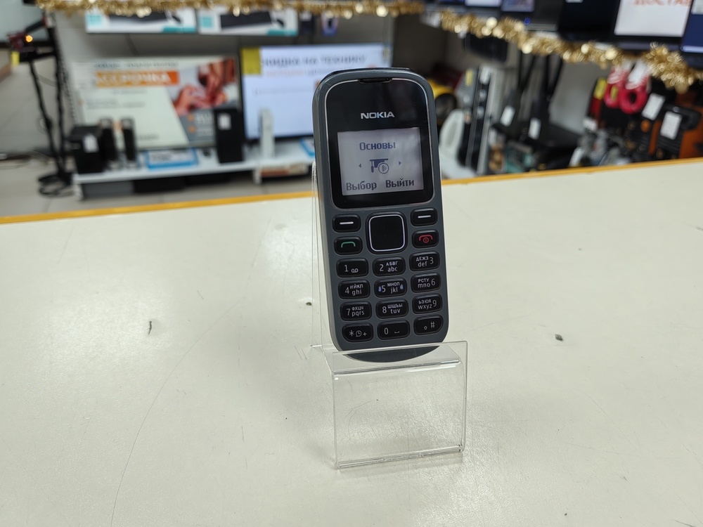 Мобильный телефон Nokia 1-02c