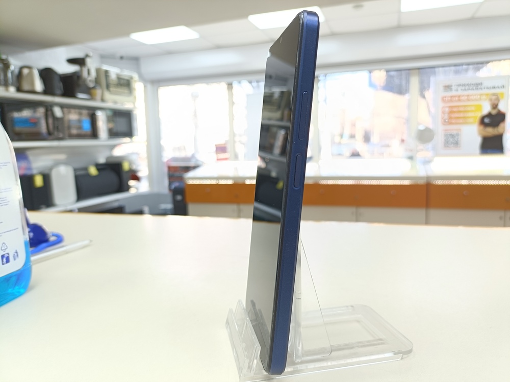 Смартфон Oppo A17