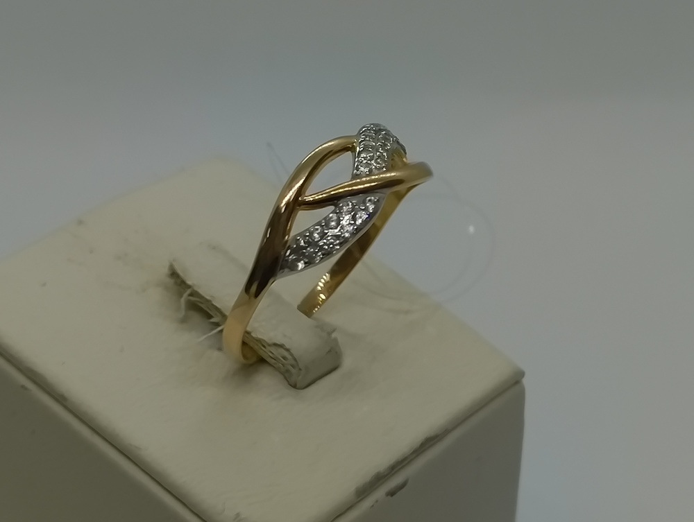 КОЛЬЦО С КАМНЯМИ (Au 585)