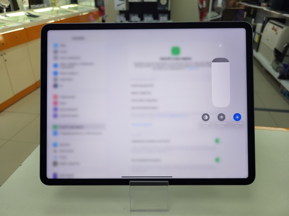 Планшет Apple iPad Pro 256 ГБ(12,9 дюйма, 6-го поколения, M2), 2022/A2436 (Wi-Fi)