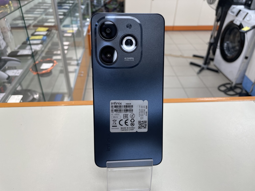 Смартфон Infinix Smart 8 4/128