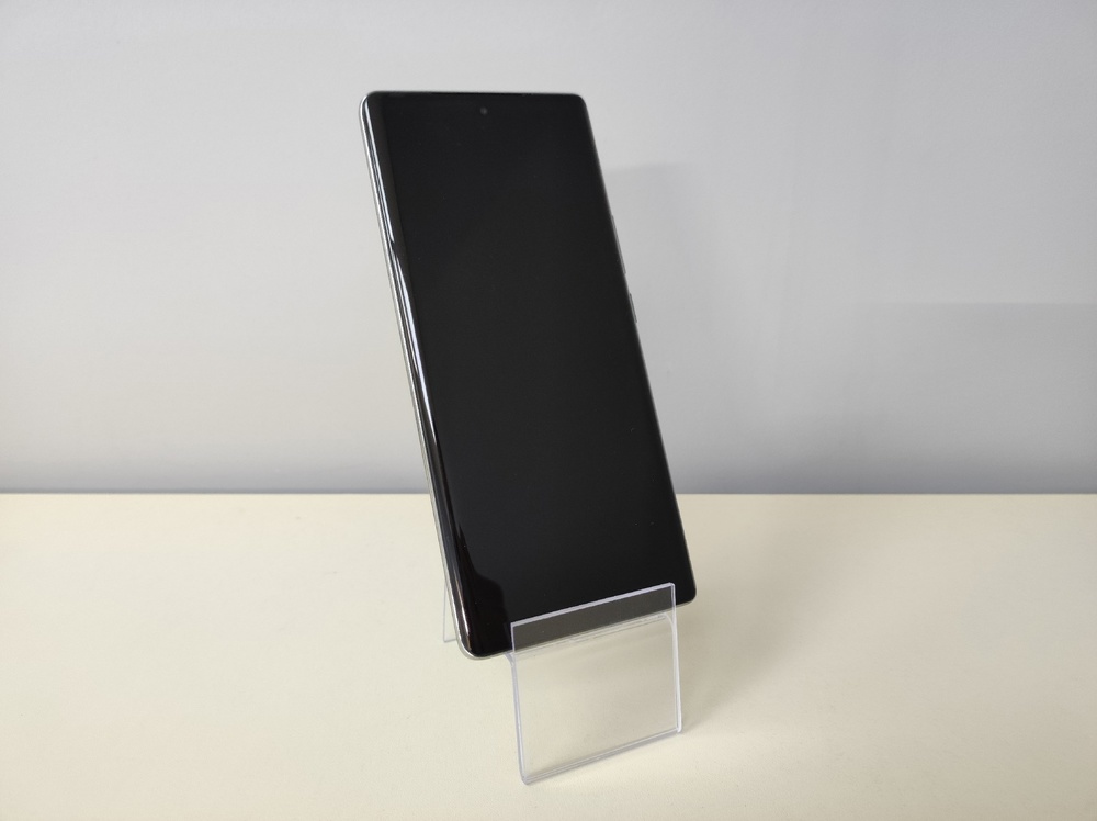 Смартфон Tecno SPARK 20 PRO + 8/256