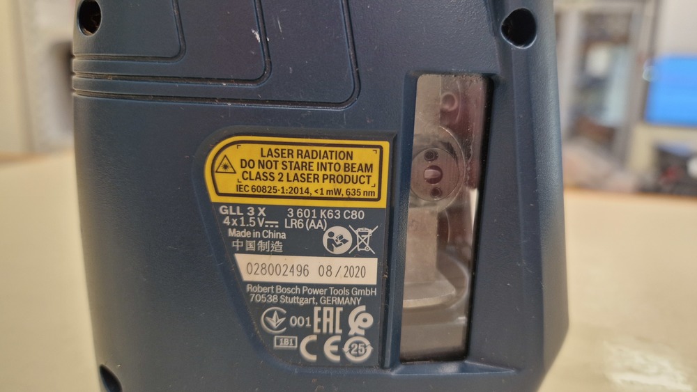 Нивелир Bosch GLL 3 X;