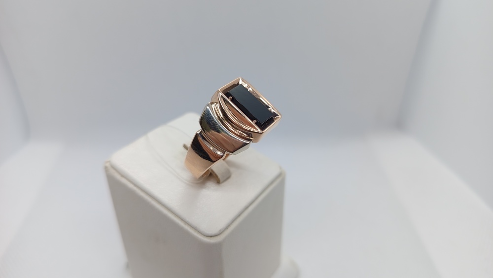 КОЛЬЦО ПЕЧАТКА оникс (Au 585)