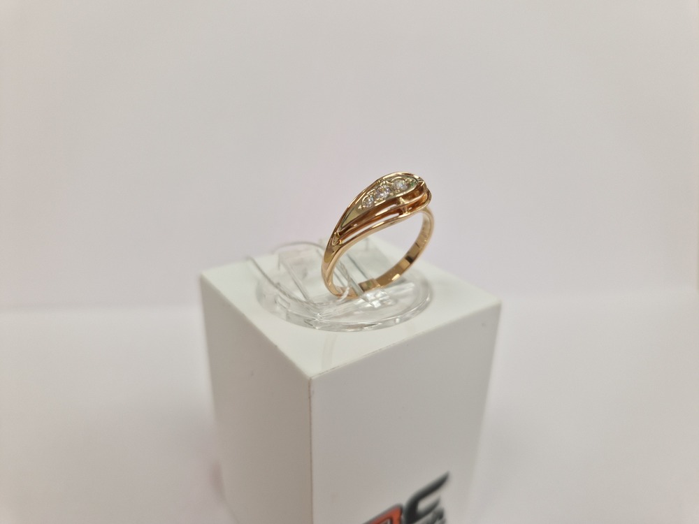 КОЛЬЦО С КАМНЯМИ (Au 585)