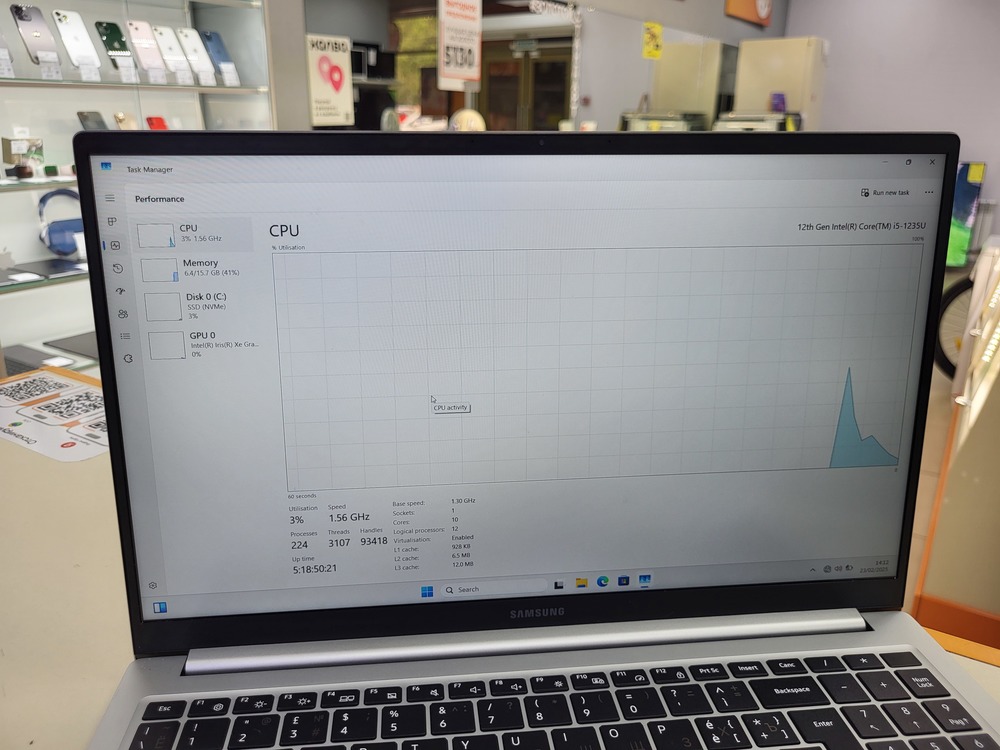 Ноутбук Samsung; Core i5-1235U, AMD Graphics, 8 Гб, 512 GB, Нет