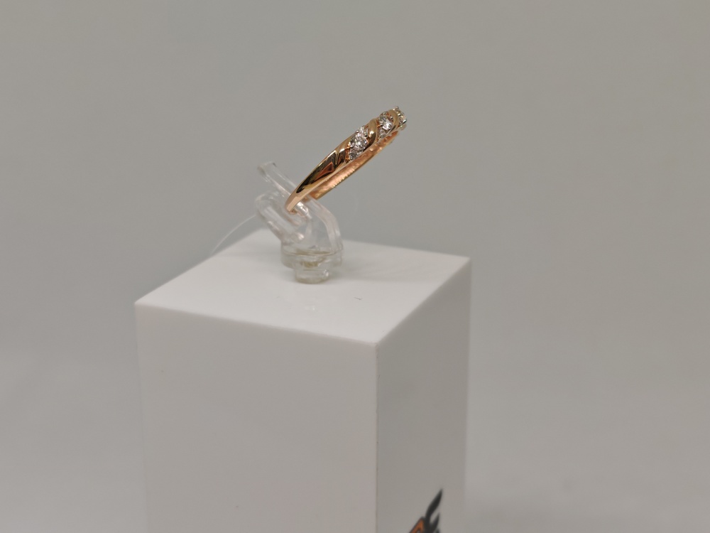 КОЛЬЦО С КАМНЯМИ (Au 585)