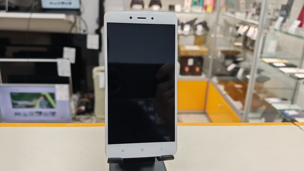 Смартфон Xiaomi Redmi Note 4 3/64